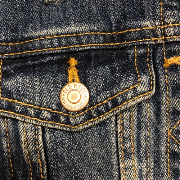 Old navy jean jacket - Picture 3 of 6